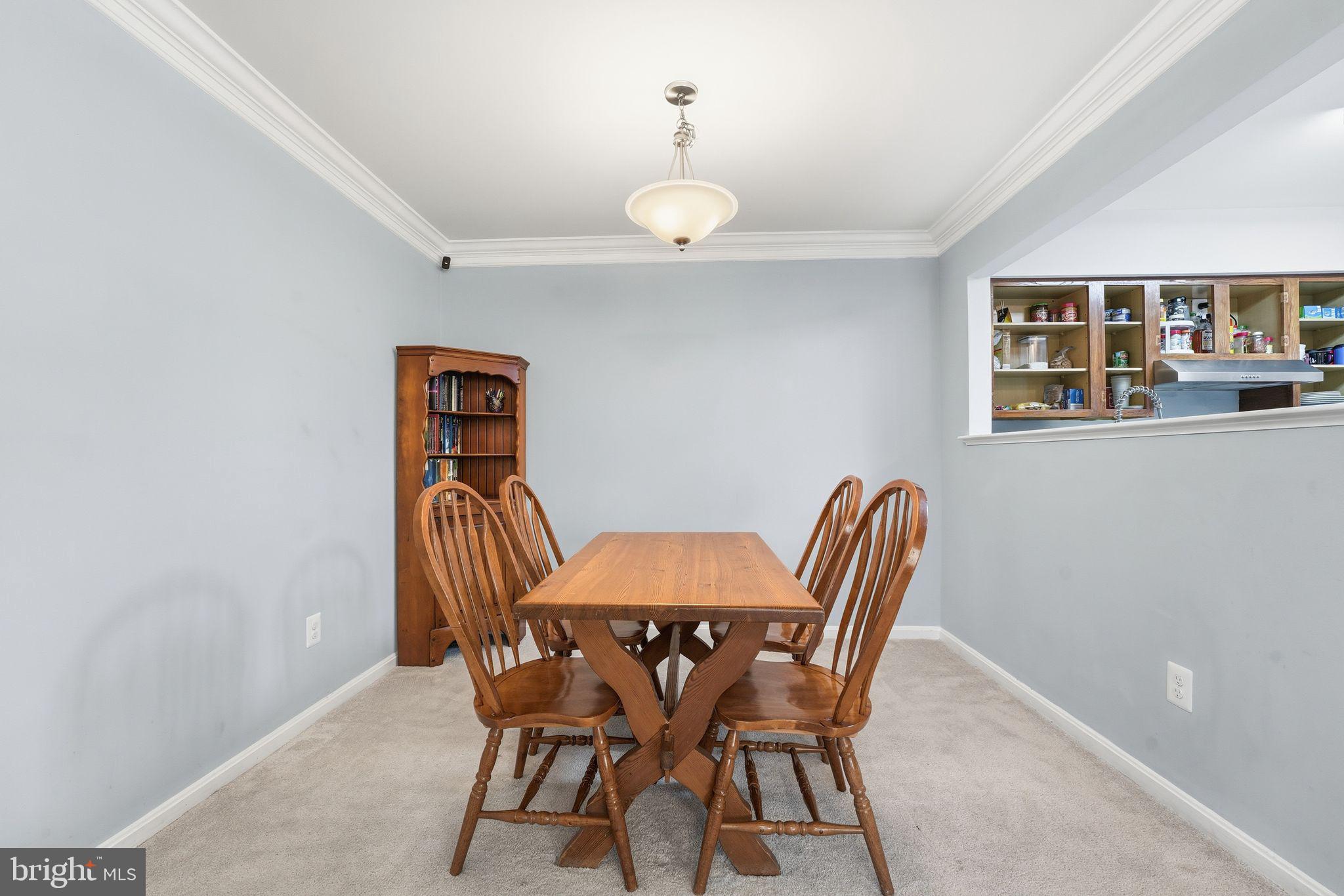 9458 SCARLET OAK DRIVE