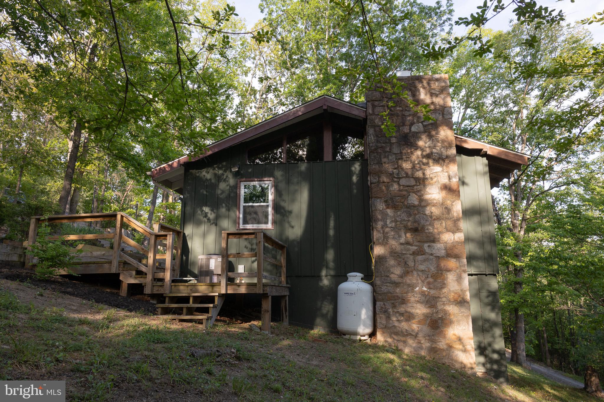 187 MOUNTAIN VIEW DRIVE