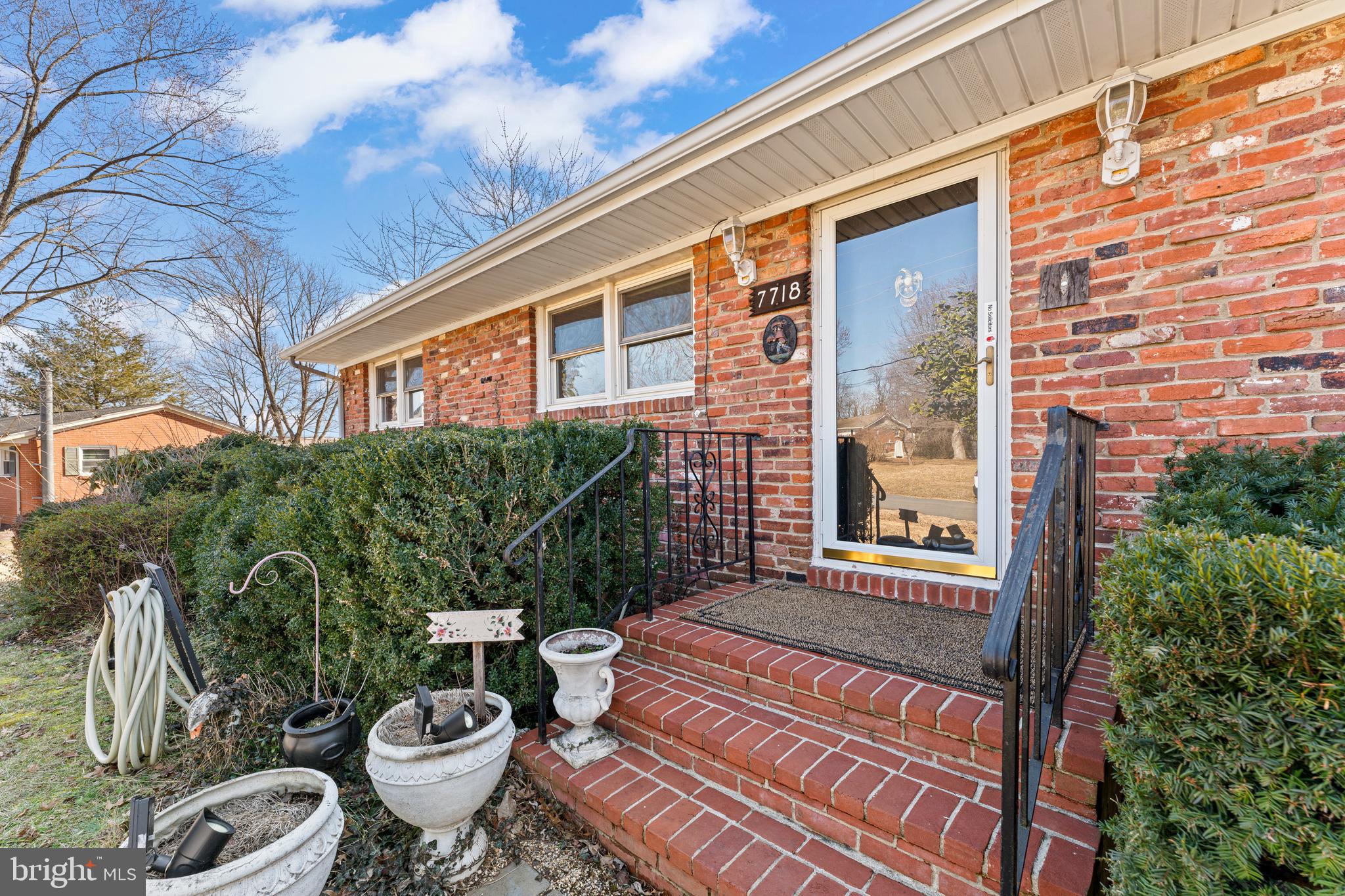 7718 HURON DRIVE