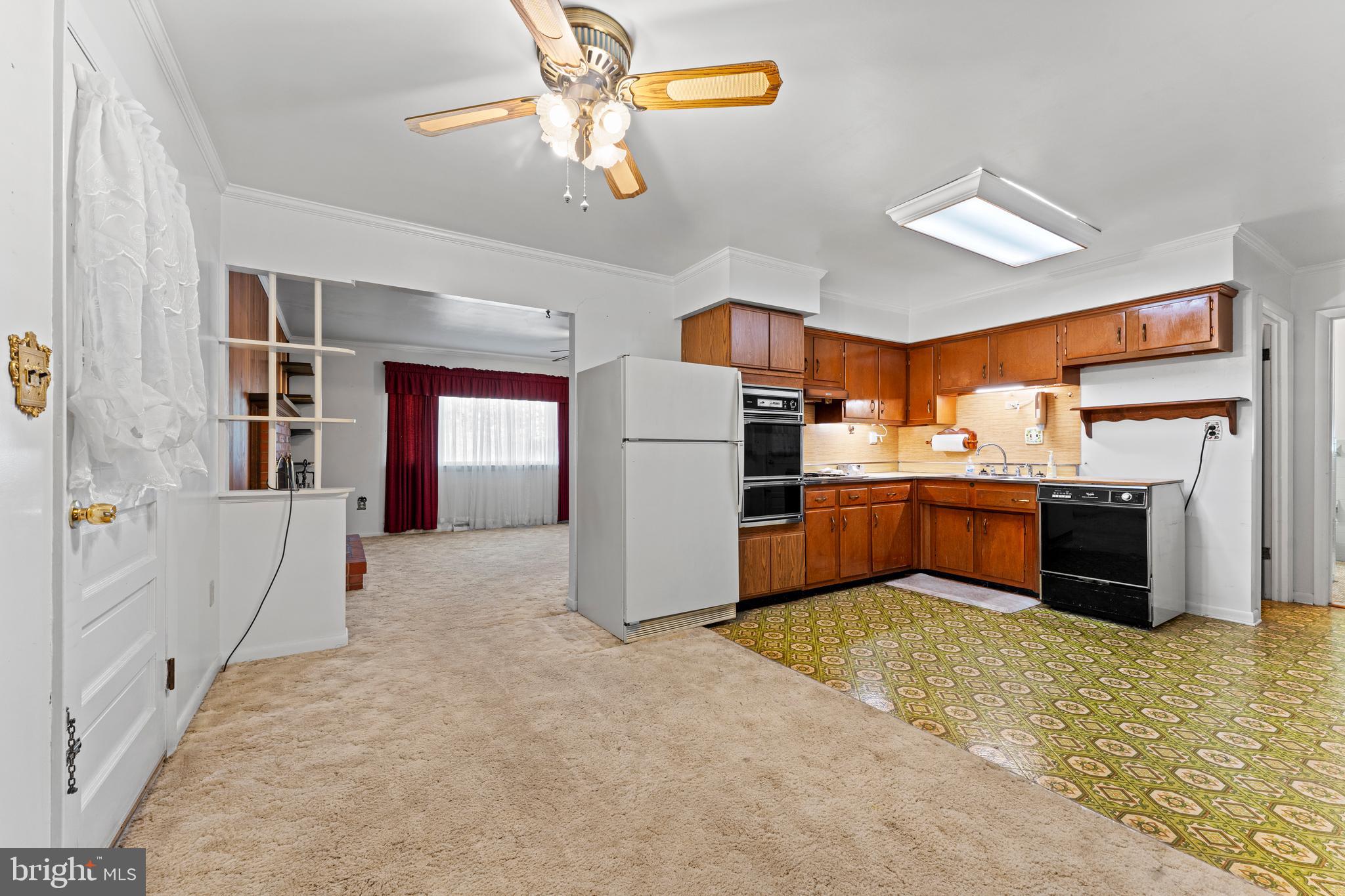 7718 HURON DRIVE