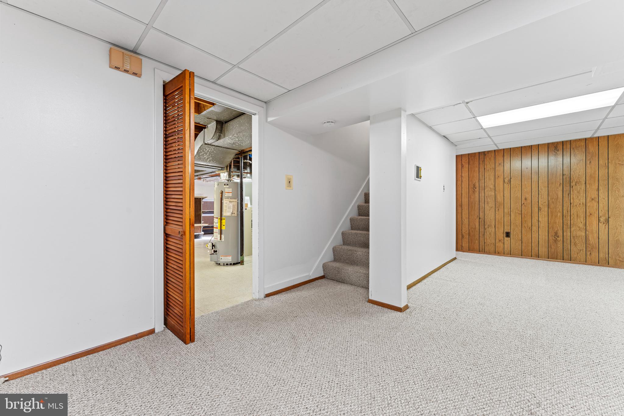 7718 HURON DRIVE