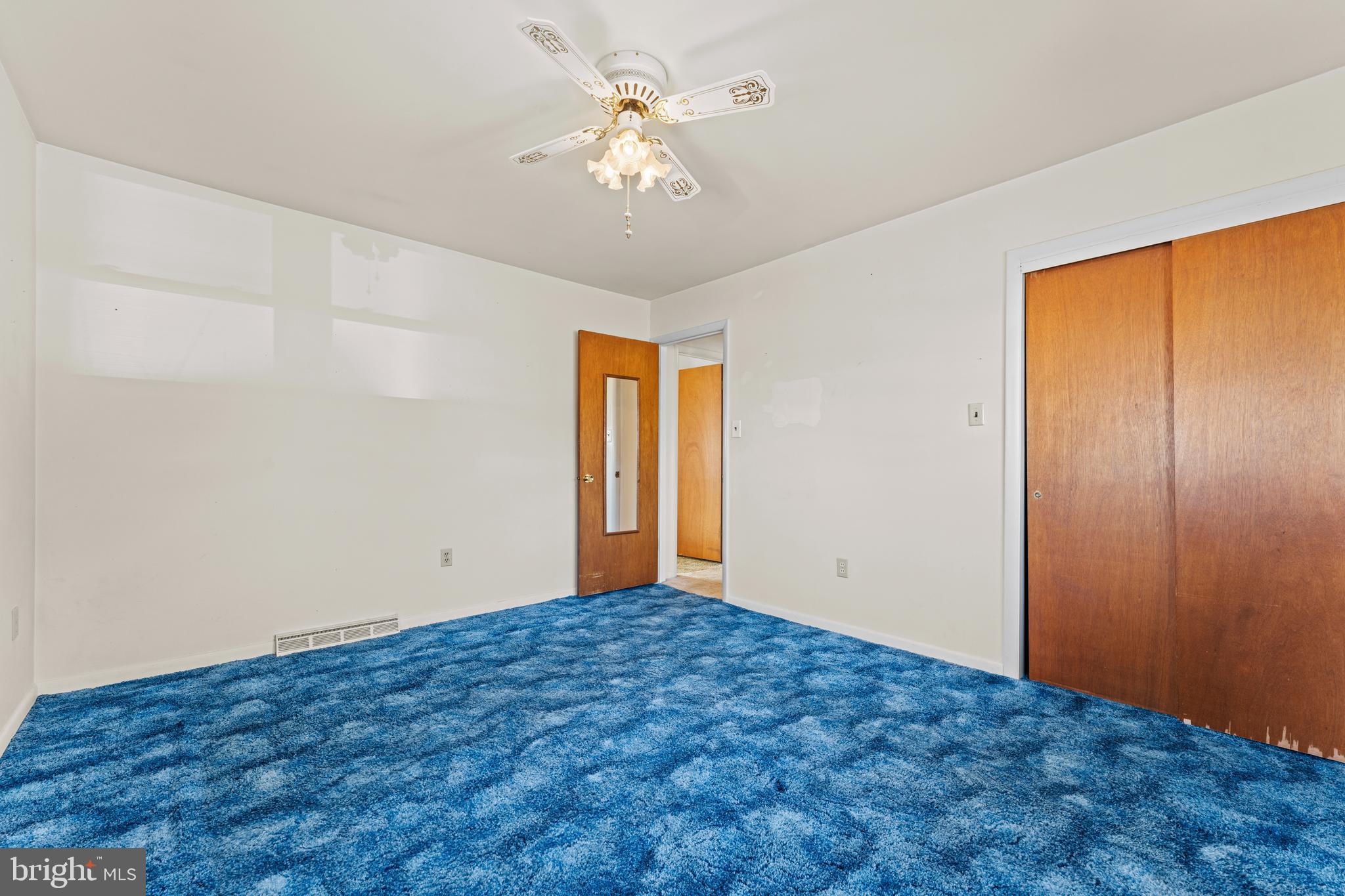 7718 HURON DRIVE