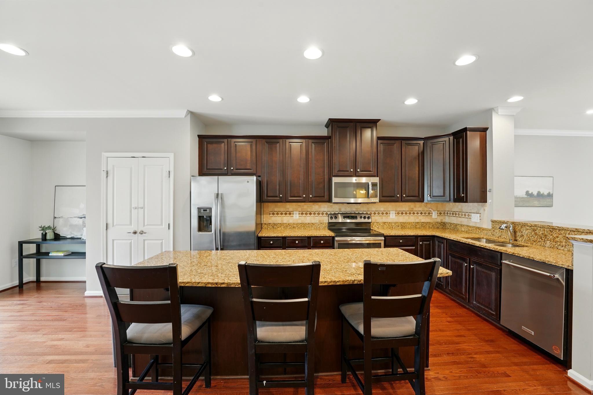 7054 KONA DRIVE