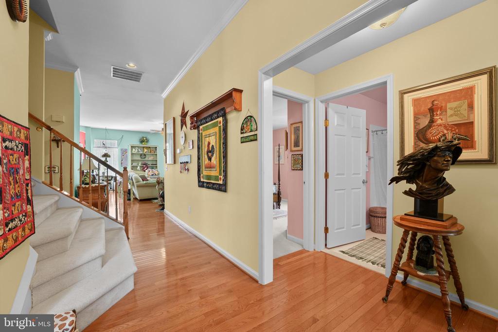 6609 CHENEY WAY
