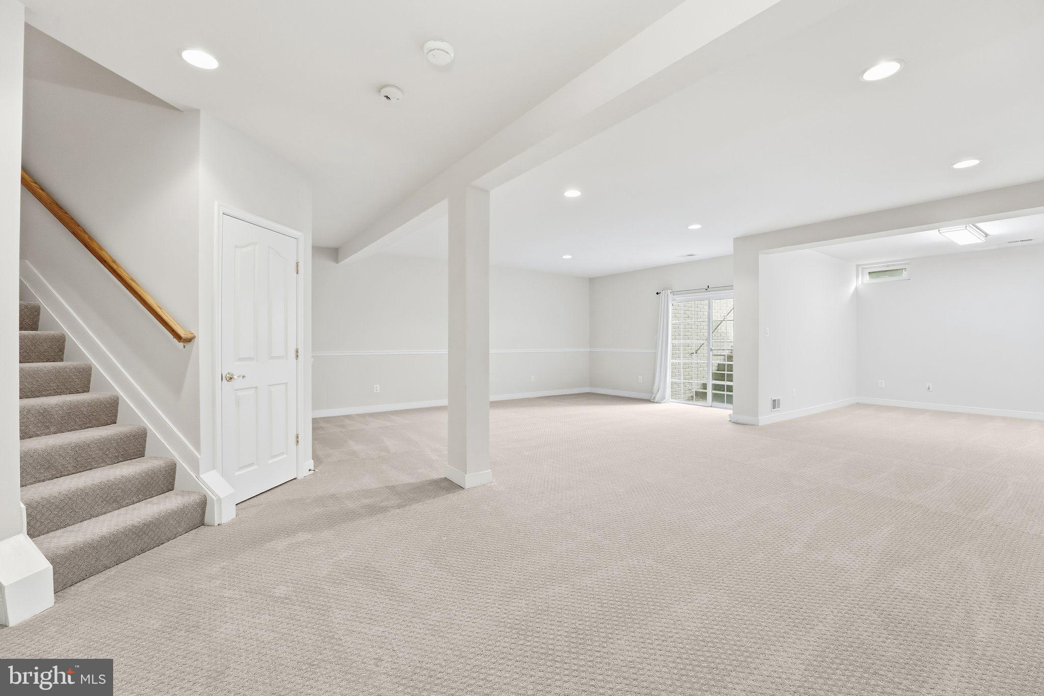 13141 TRIPLE CROWN LOOP