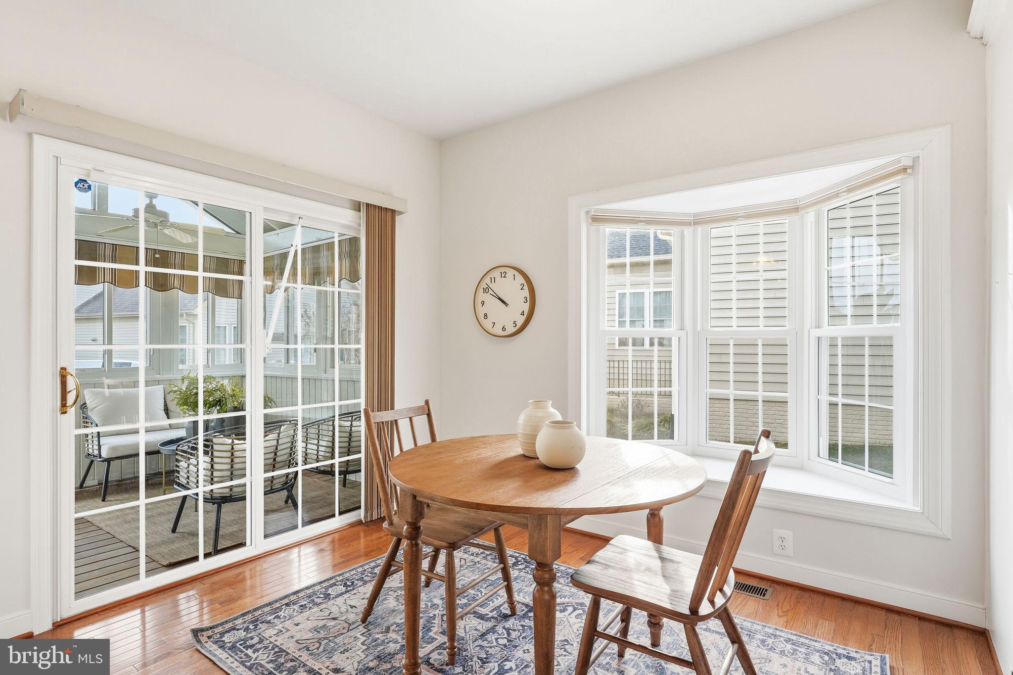 13141 TRIPLE CROWN LOOP