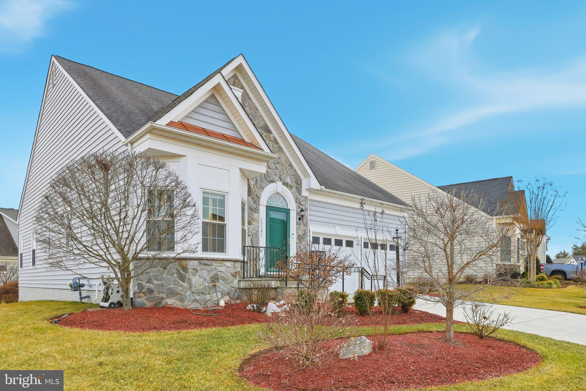 13141 TRIPLE CROWN LOOP