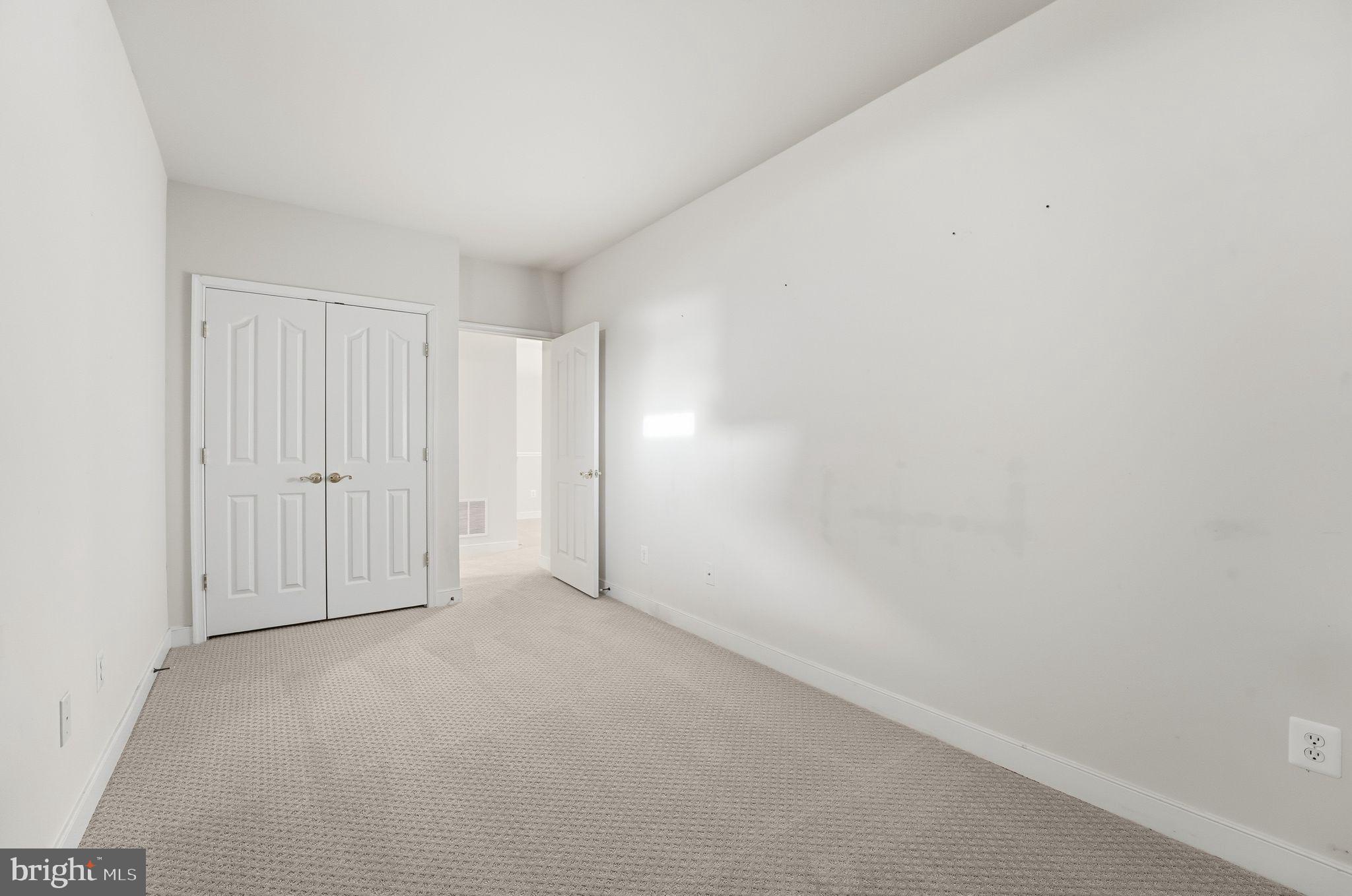 13141 TRIPLE CROWN LOOP