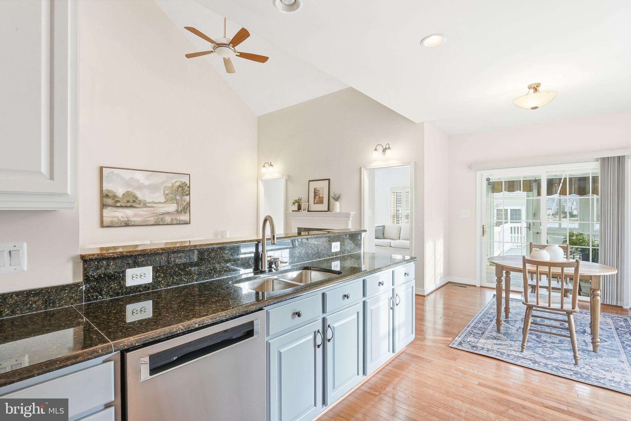 13141 TRIPLE CROWN LOOP