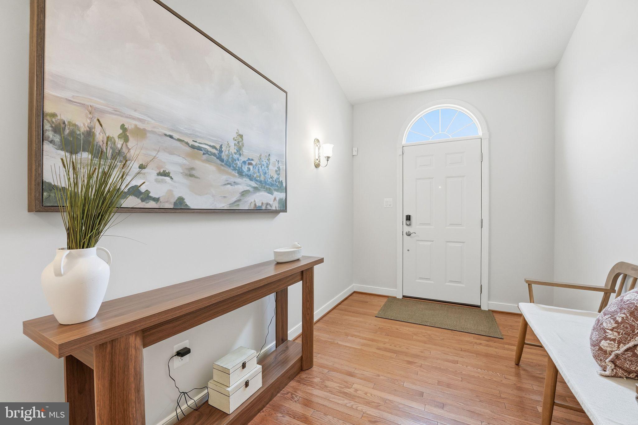 13141 TRIPLE CROWN LOOP