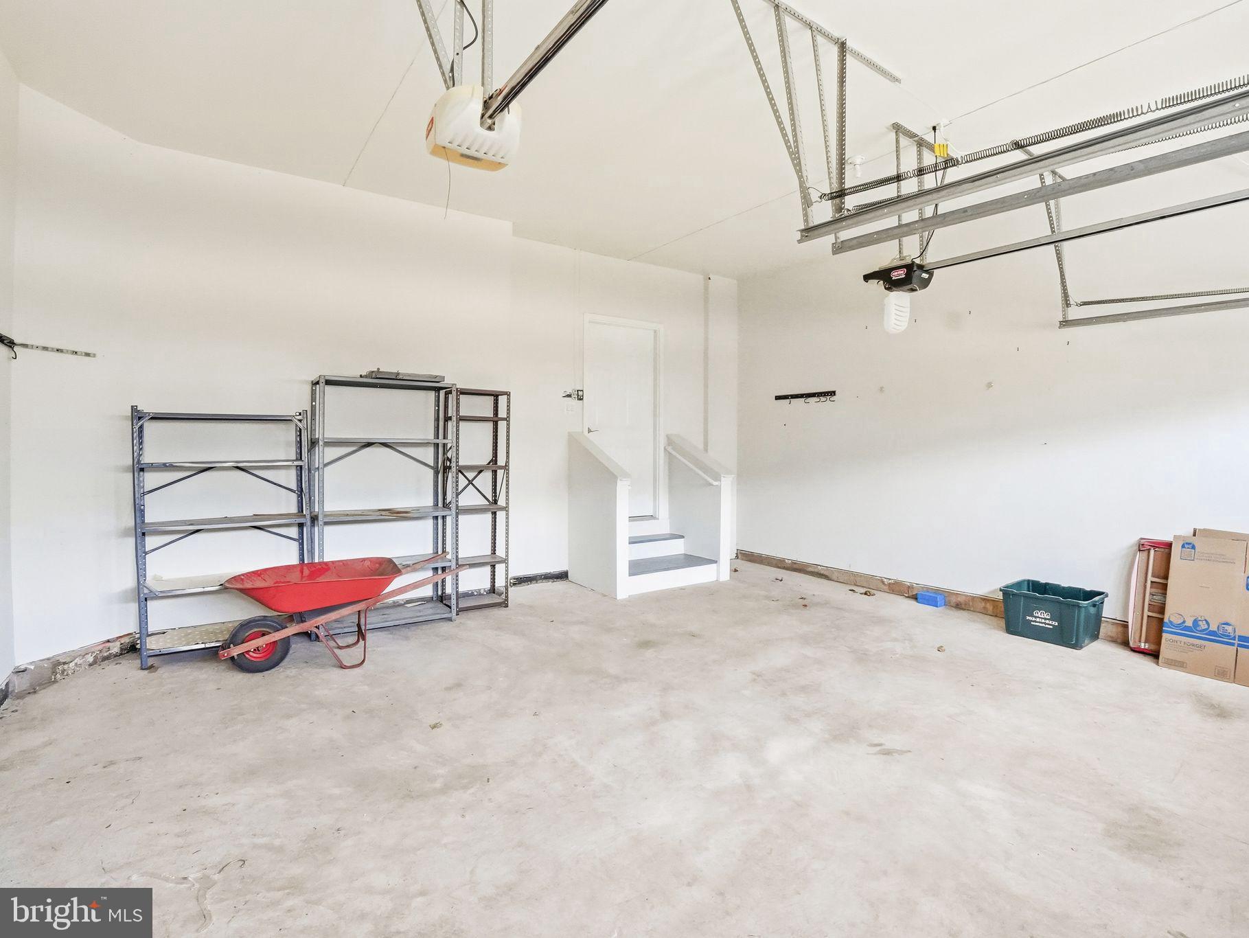 13141 TRIPLE CROWN LOOP