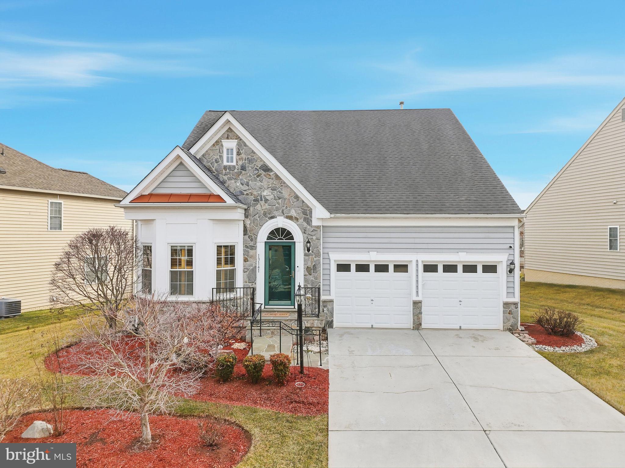 13141 TRIPLE CROWN LOOP