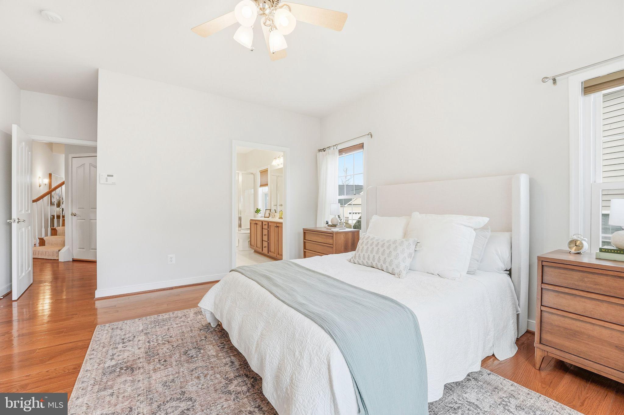 13141 TRIPLE CROWN LOOP