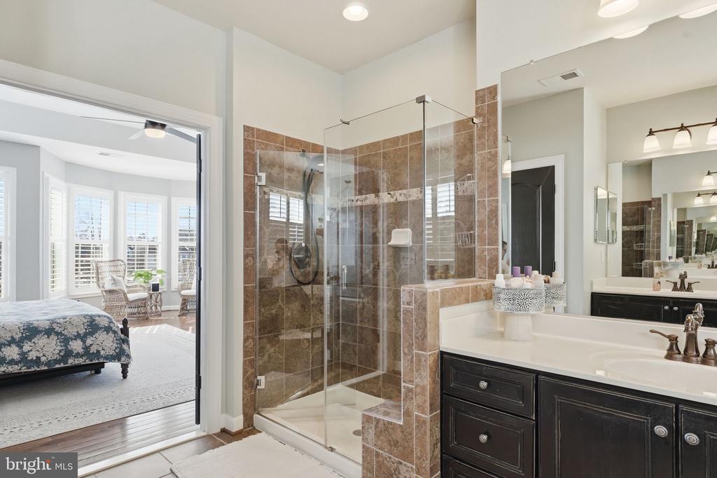 8798 DANCER COURT
