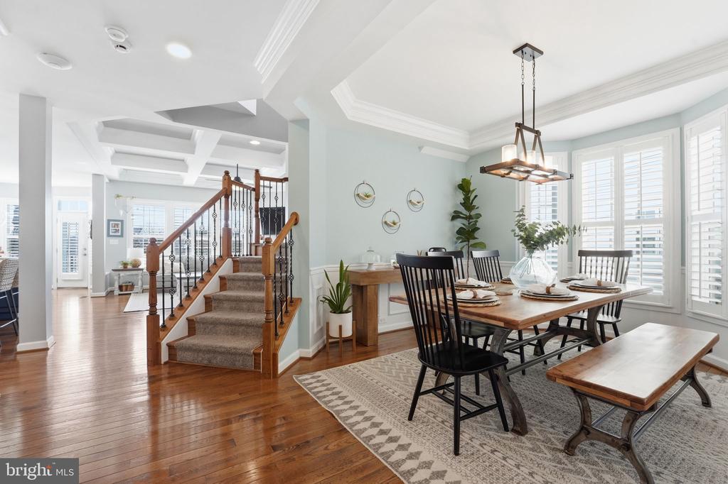 8798 DANCER COURT