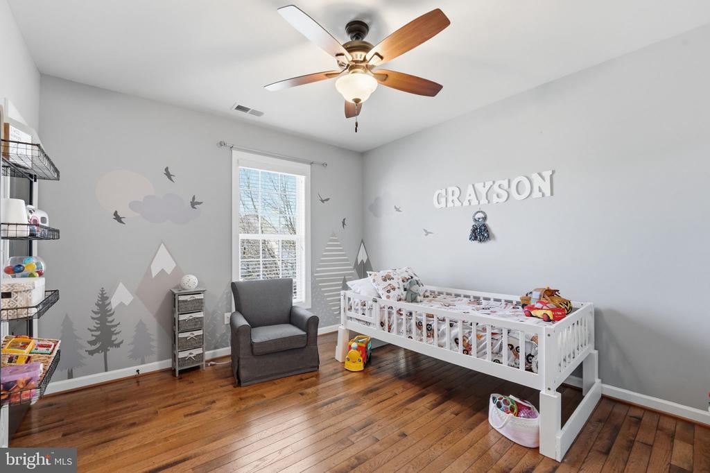 8798 DANCER COURT