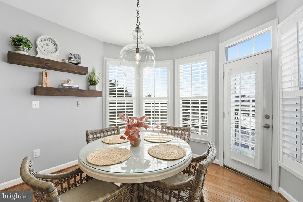 8798 DANCER COURT