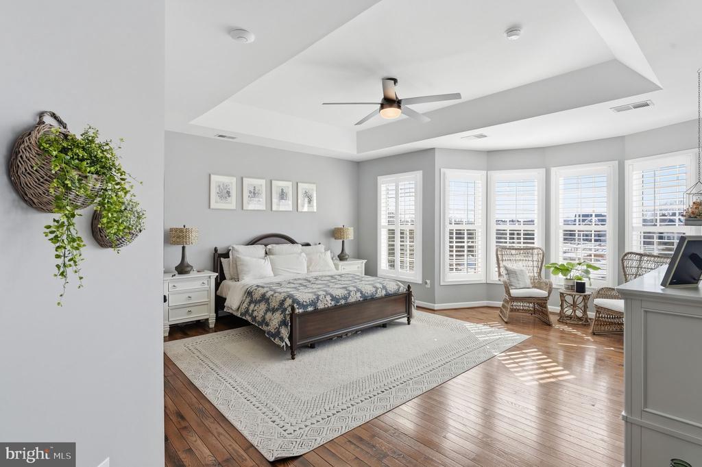 8798 DANCER COURT