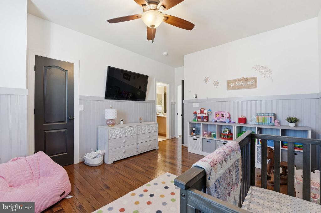 8798 DANCER COURT