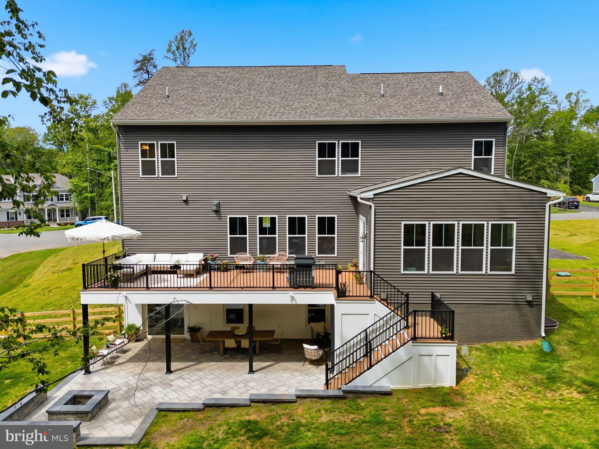 8708 CLASSIC LAKES WAY