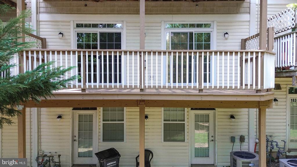 1832 CEDAR COVE WAY