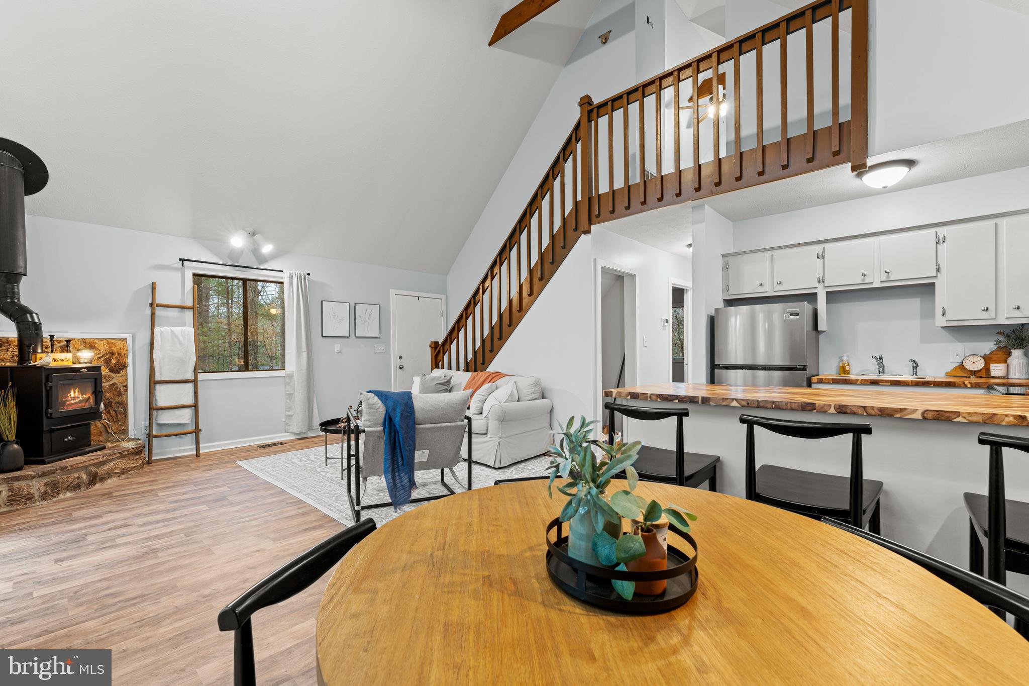 614 CRAB APPLE ROAD