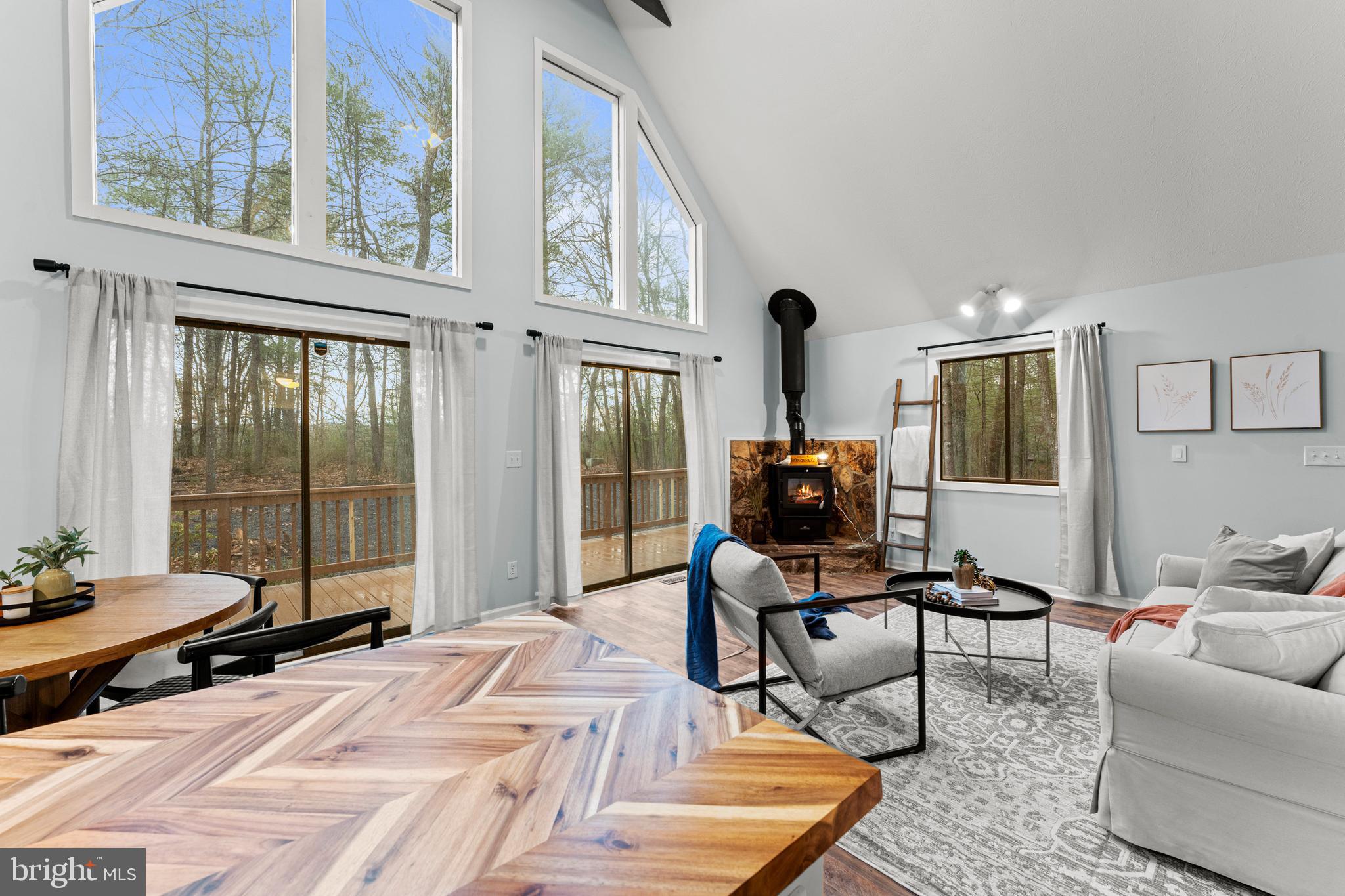 614 CRAB APPLE ROAD