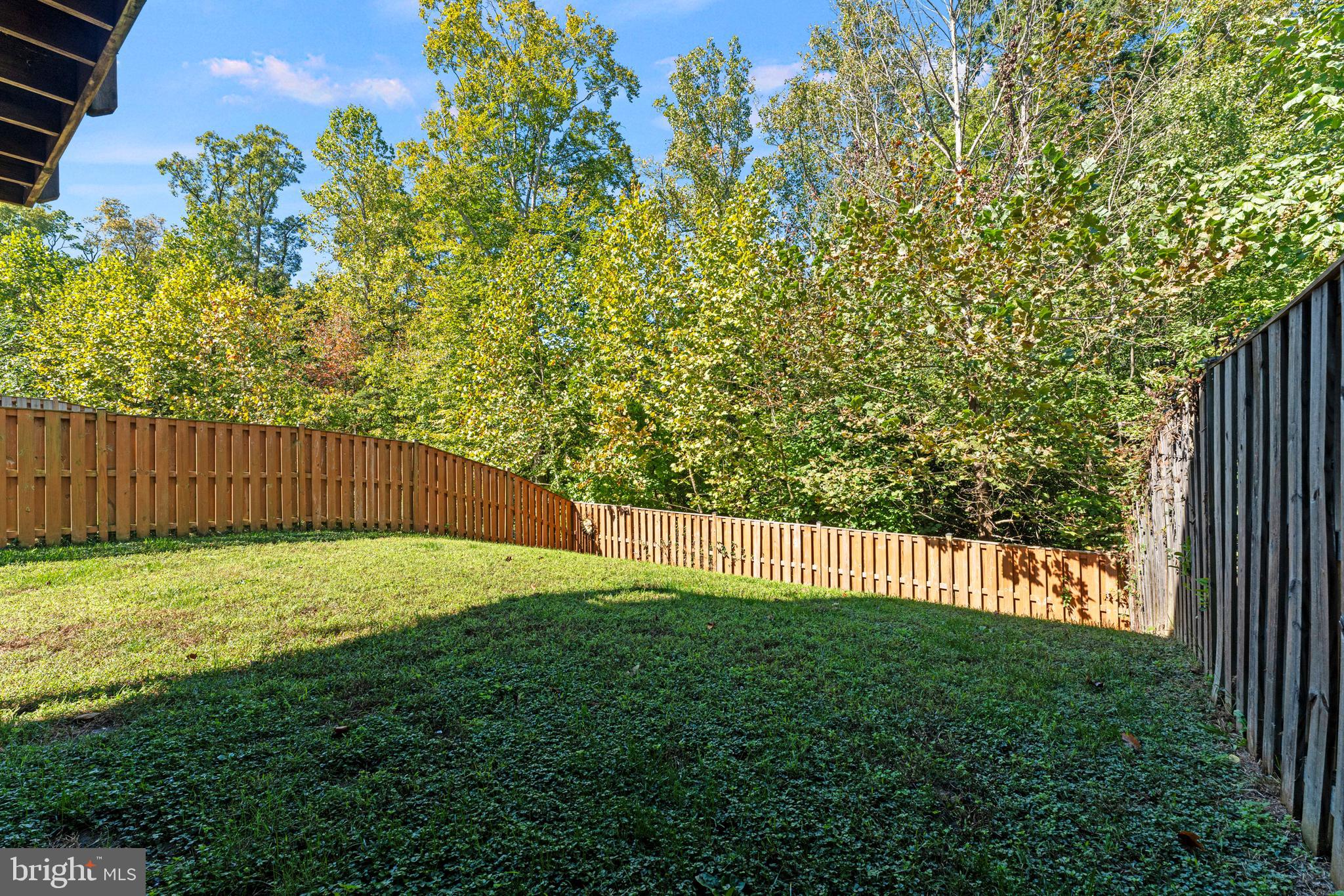 293 WOODSTREAM BOULEVARD