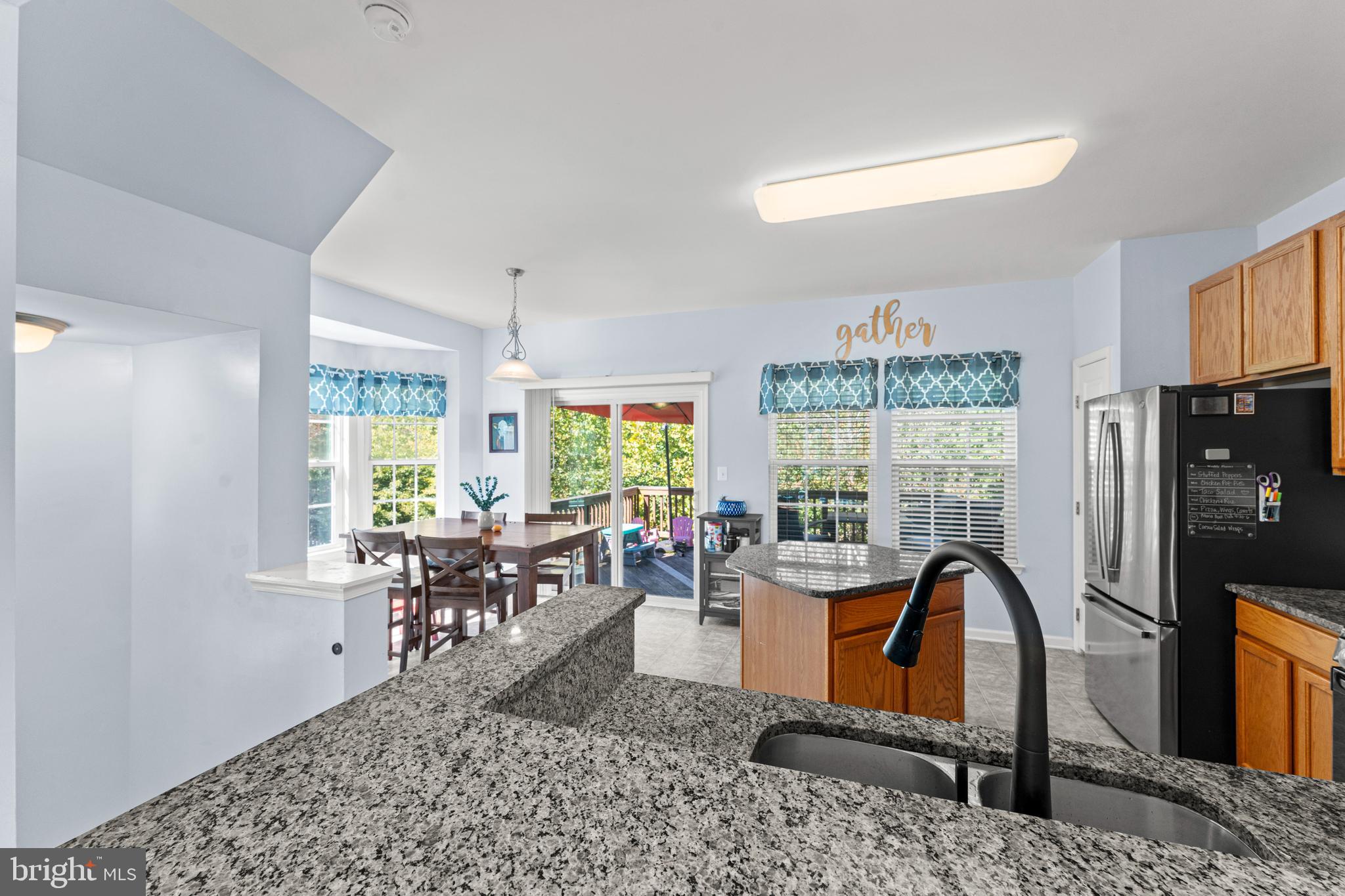 293 WOODSTREAM BOULEVARD