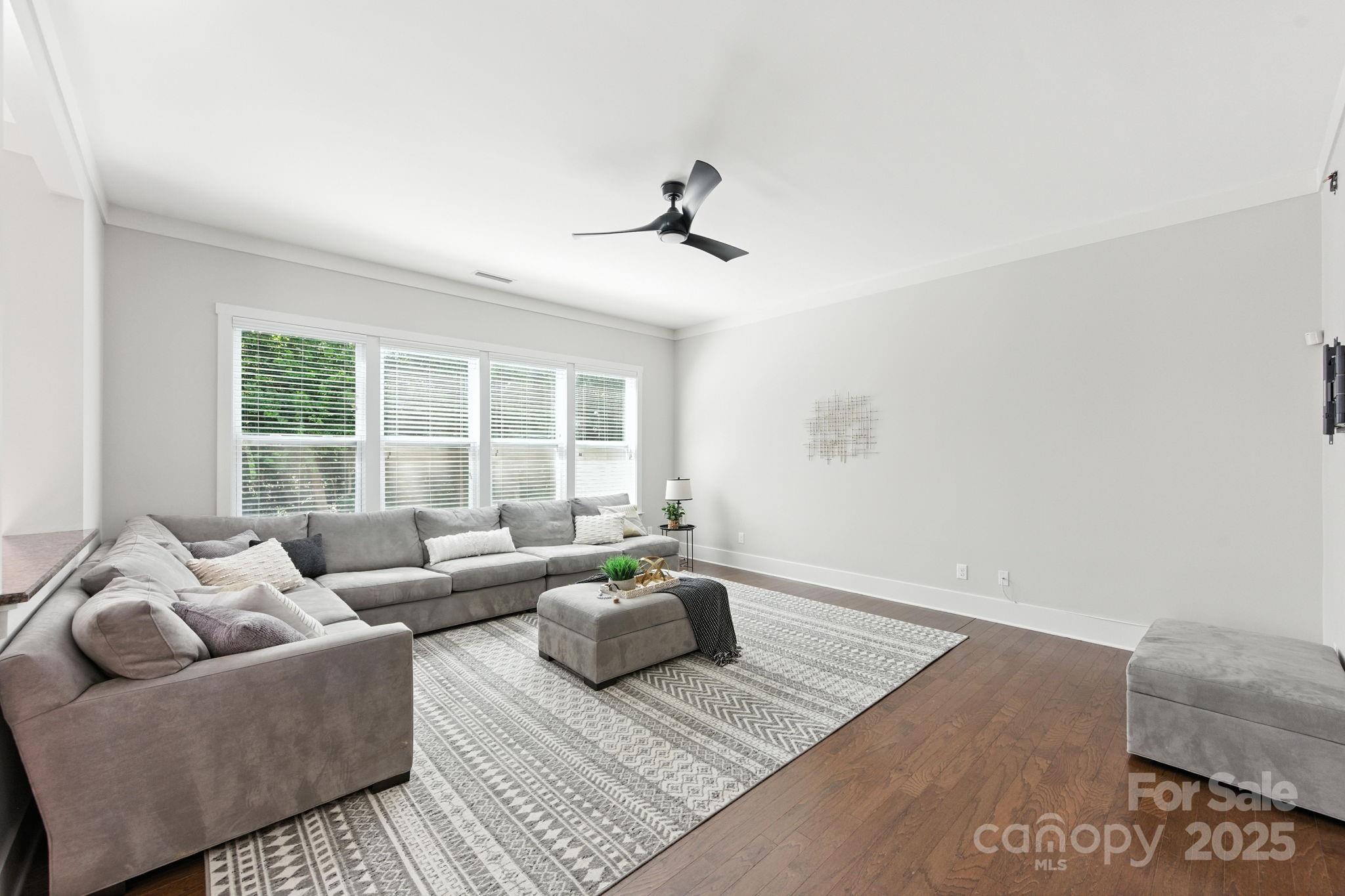 3076 Amaranth Drive