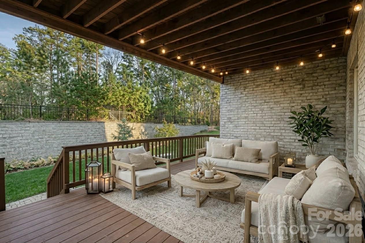 374 Hampton Trail Drive