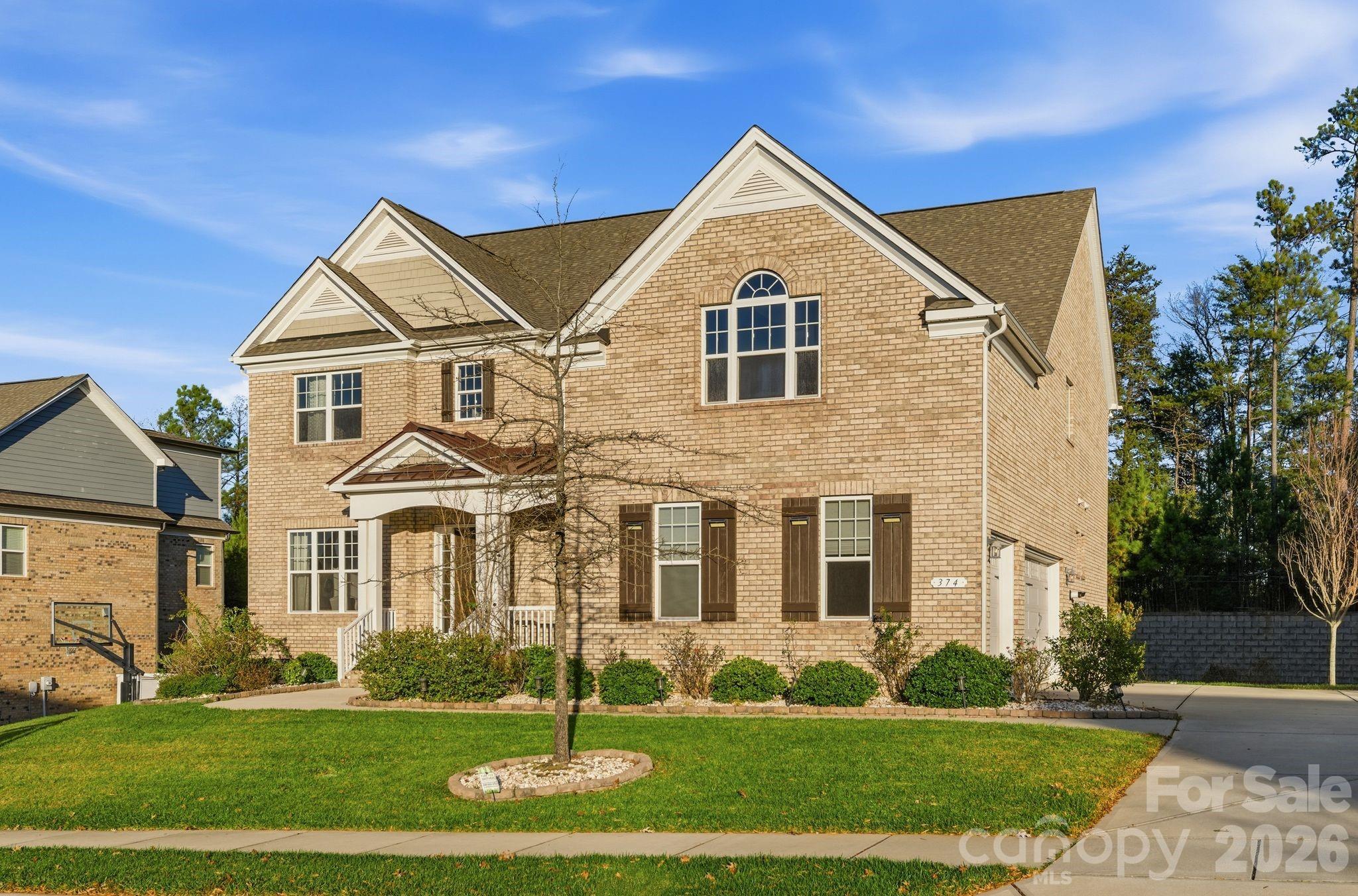 374 Hampton Trail Drive