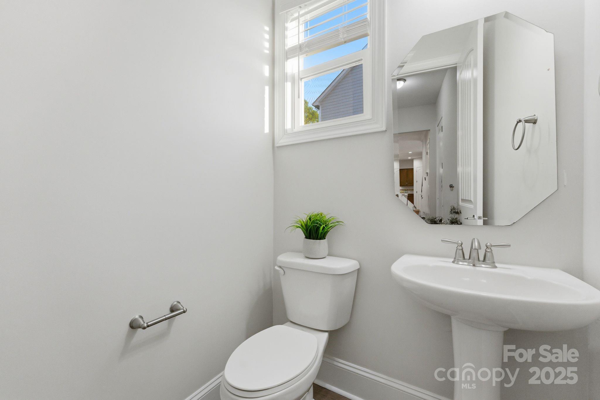 374 Hampton Trail Drive