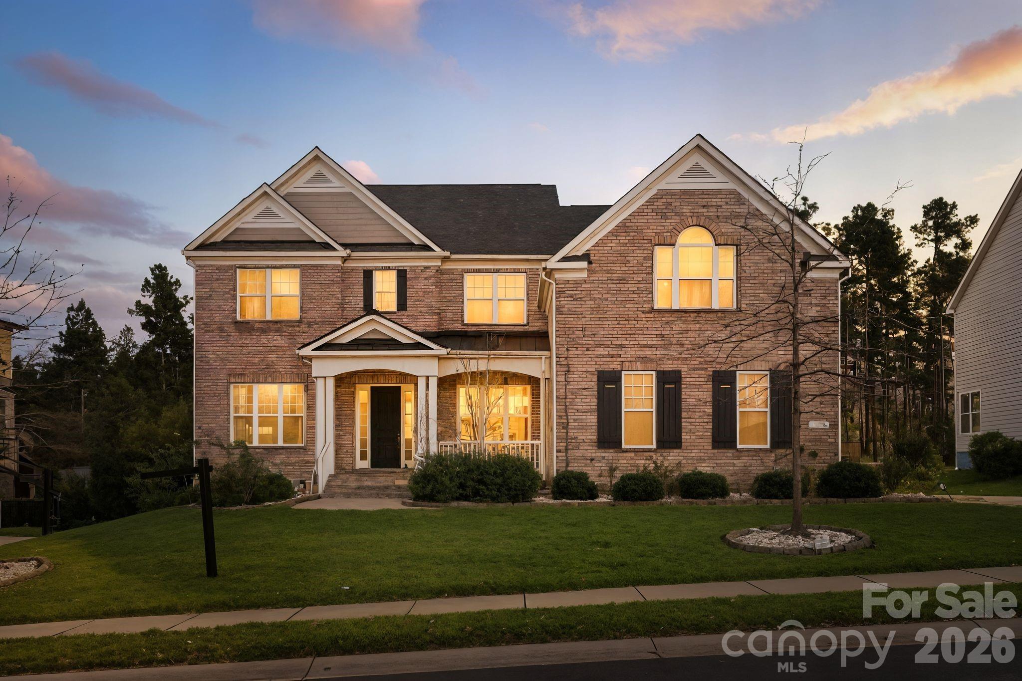 374 Hampton Trail Drive