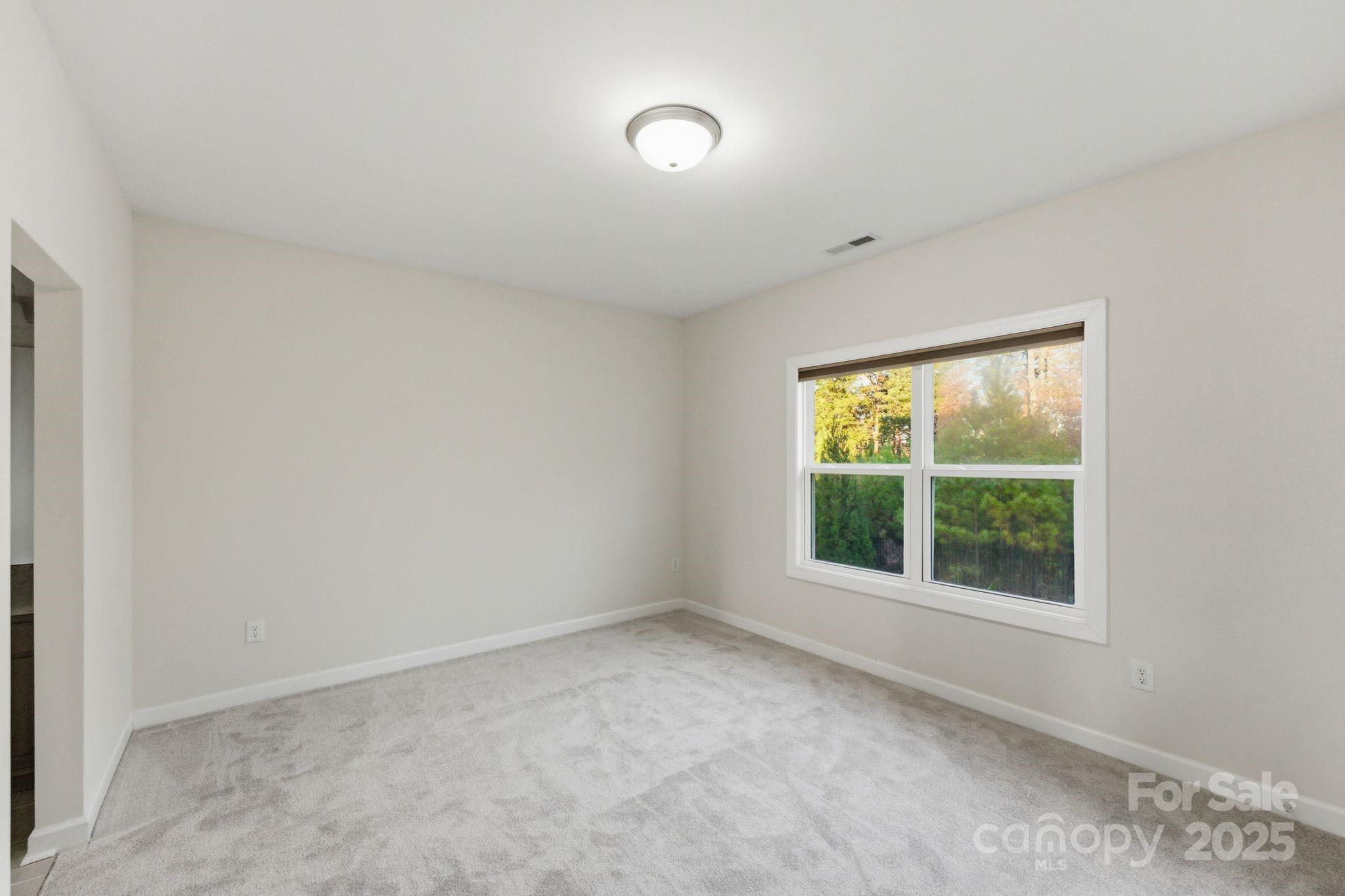 374 Hampton Trail Drive