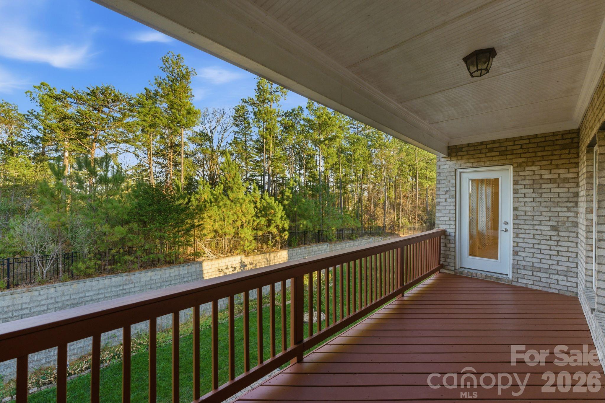 374 Hampton Trail Drive