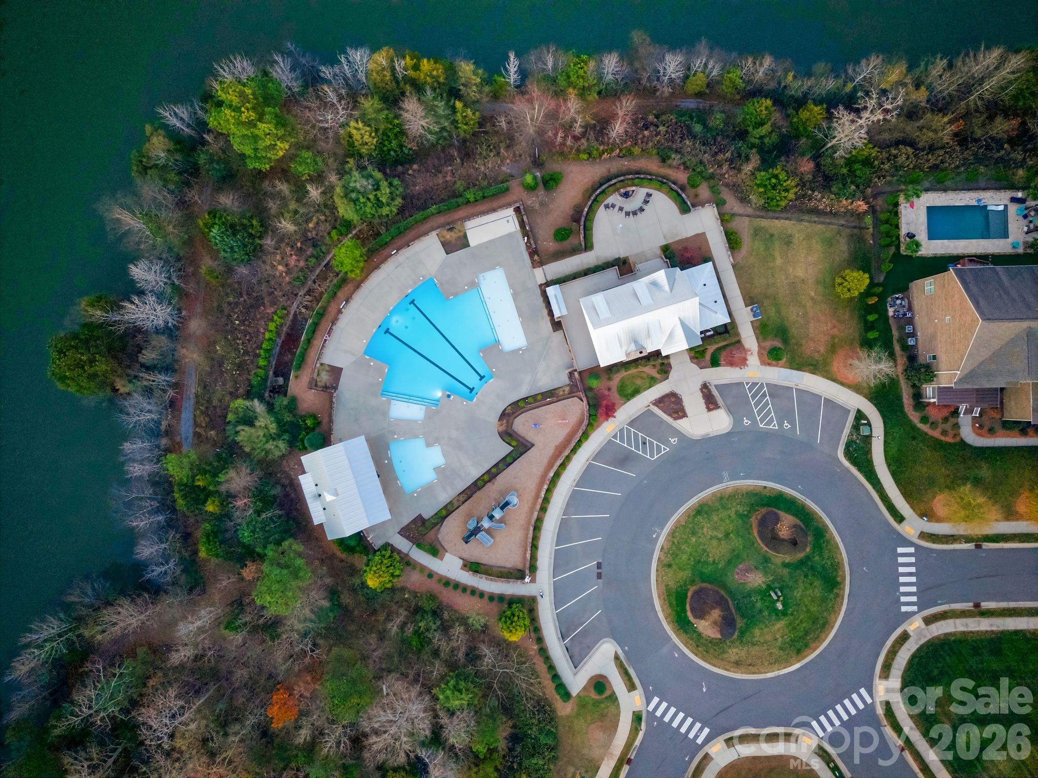 374 Hampton Trail Drive