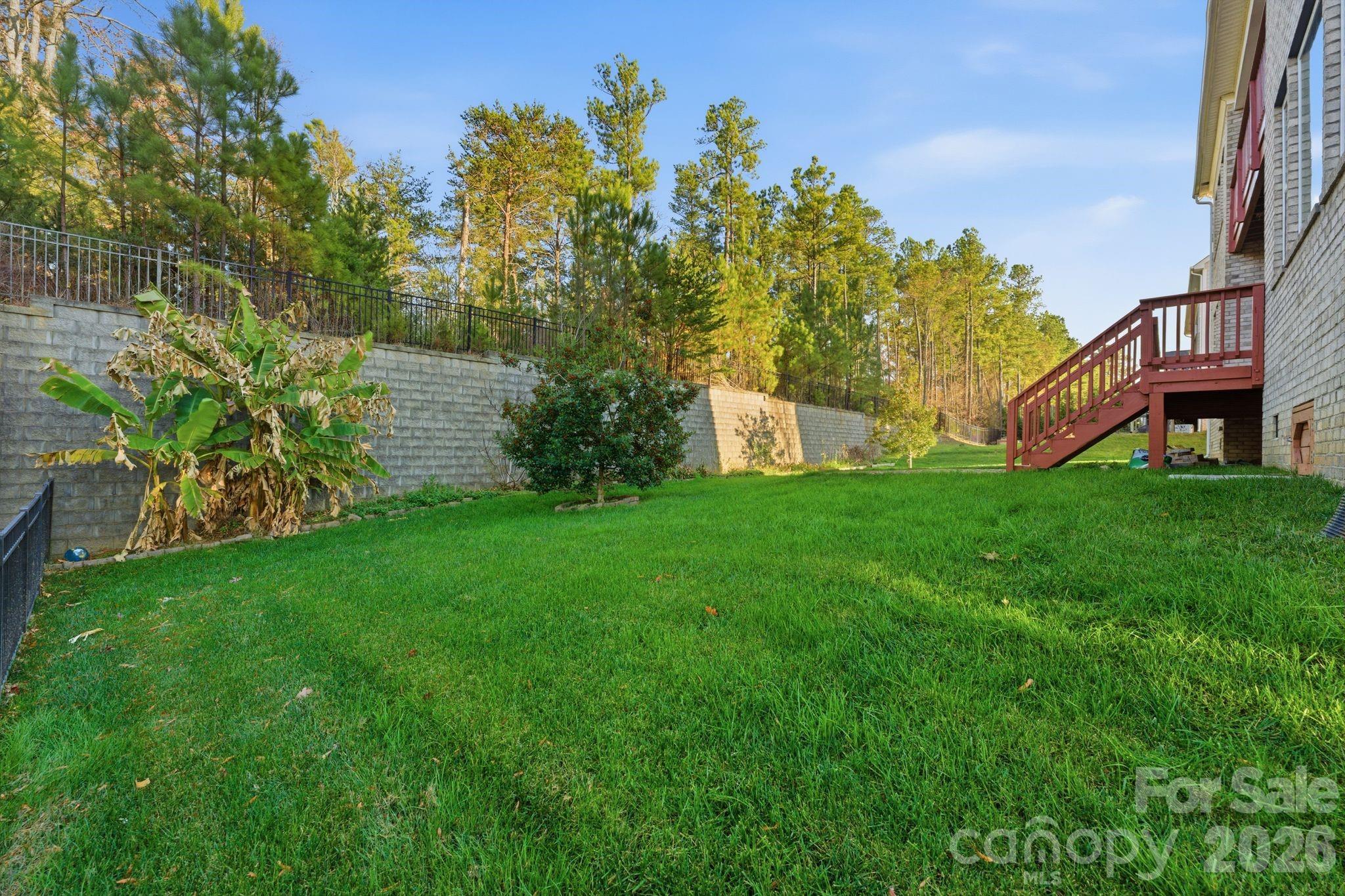 374 Hampton Trail Drive