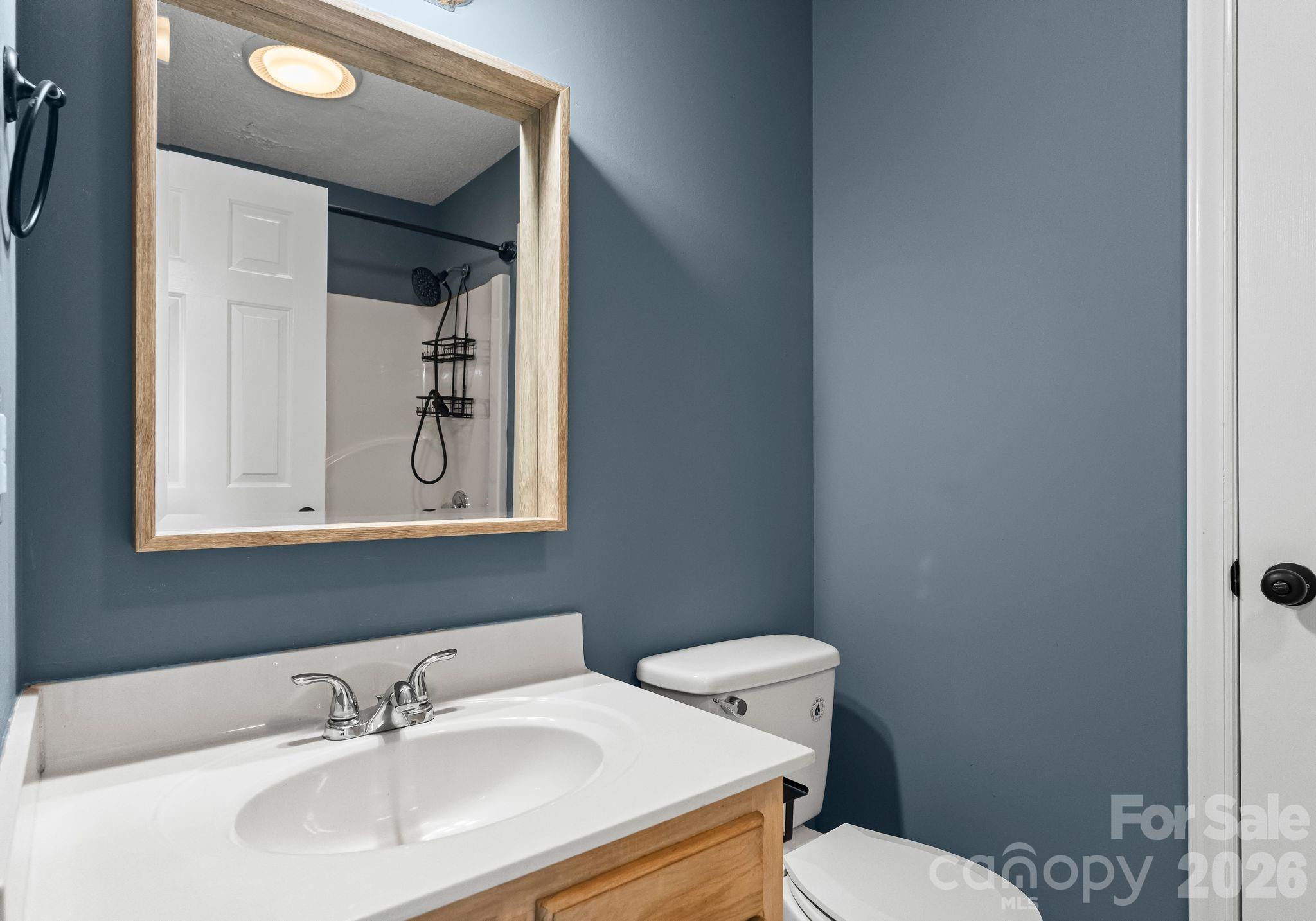 22 31st Avenue Court NE