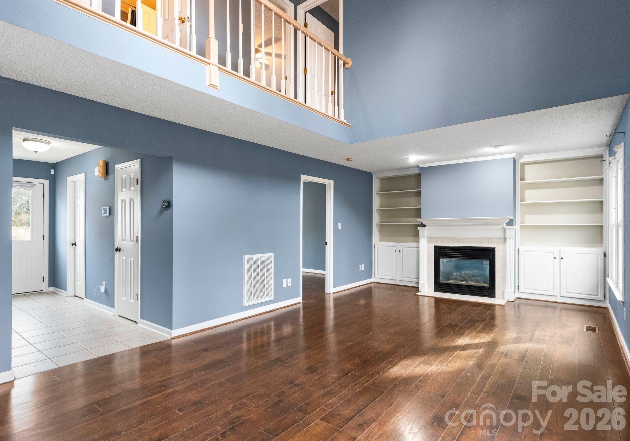 22 31st Avenue Court NE