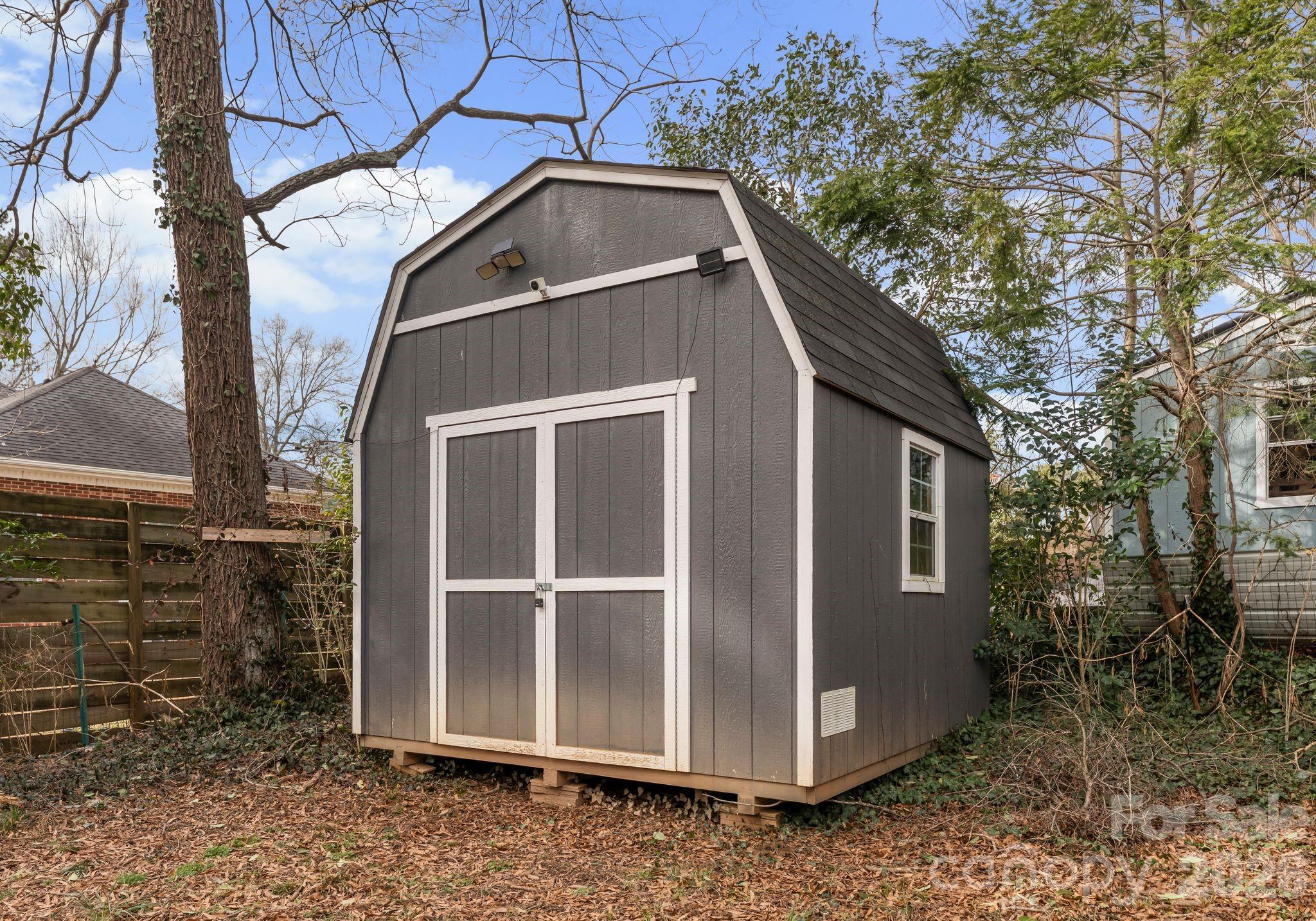 22 31st Avenue Court NE