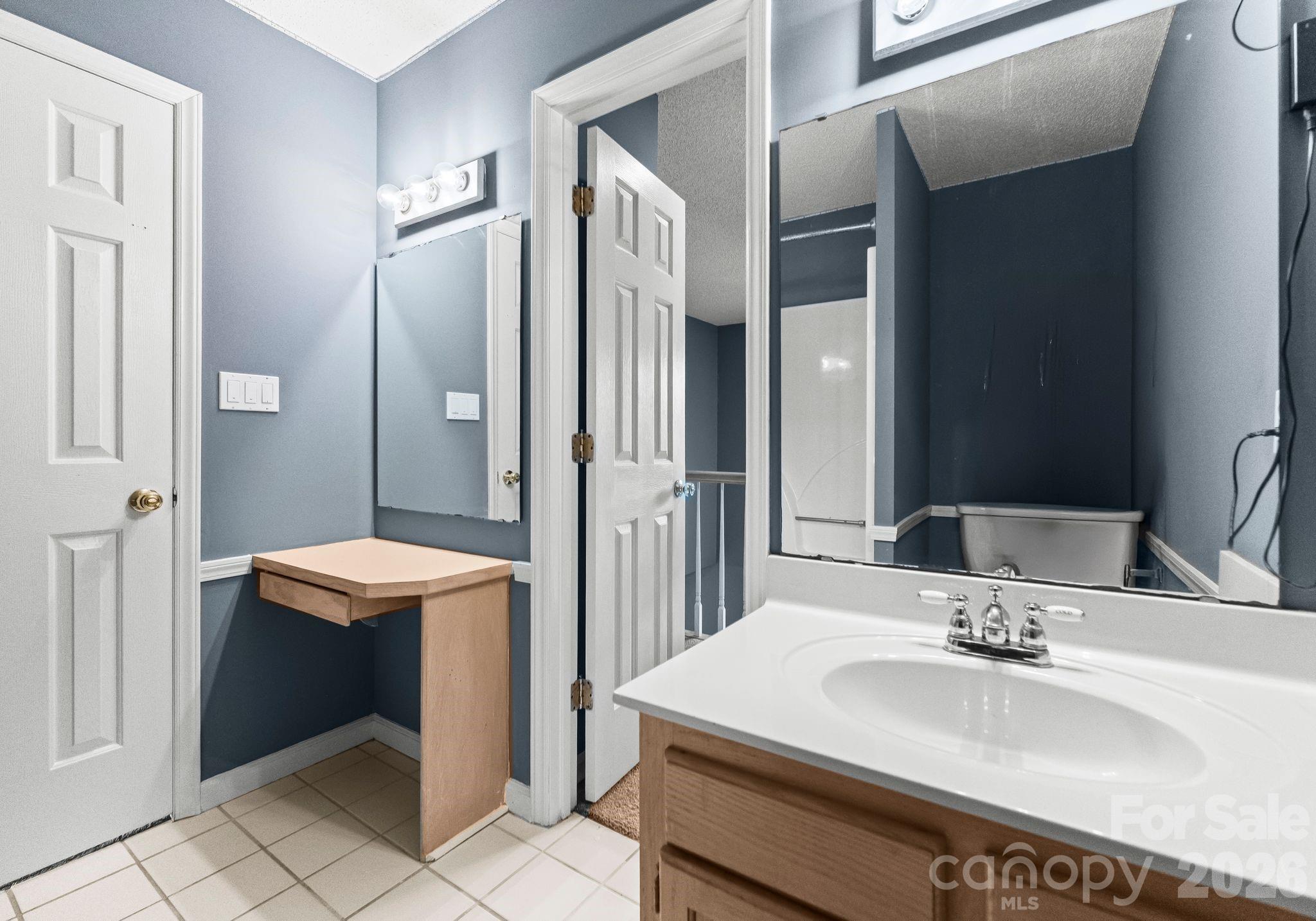 22 31st Avenue Court NE