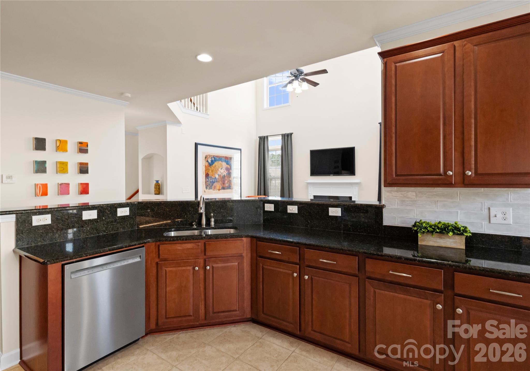5049 Gladiola Way
