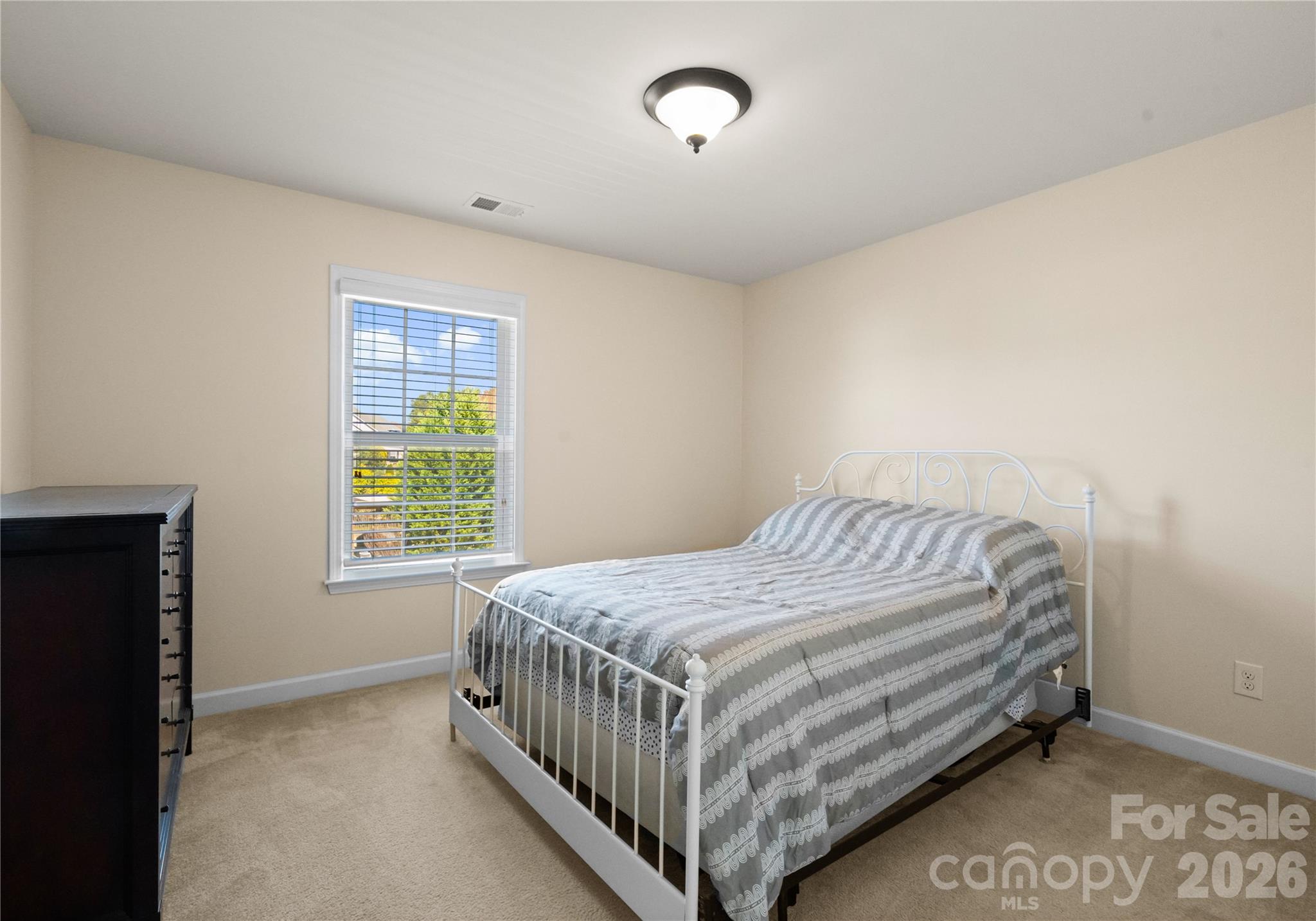 5049 Gladiola Way