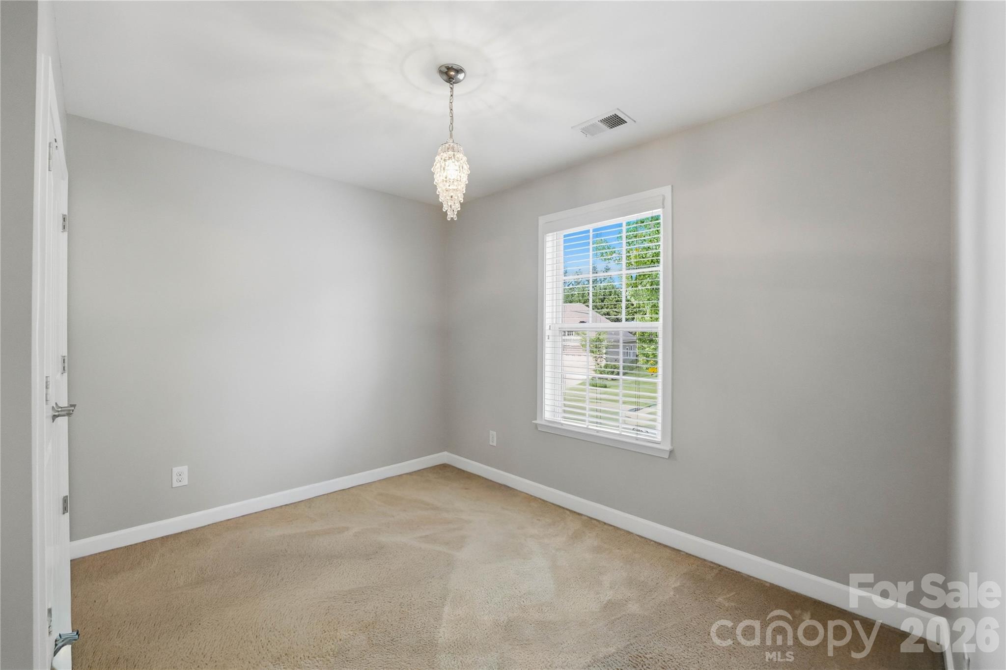 5068 Gladiola Way