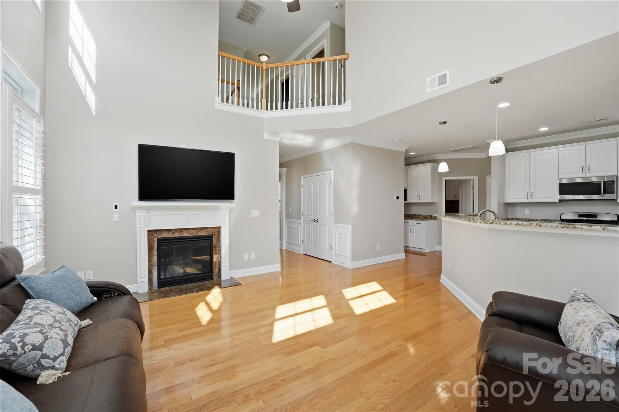 5068 Gladiola Way