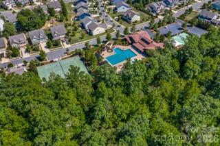 5068 Gladiola Way