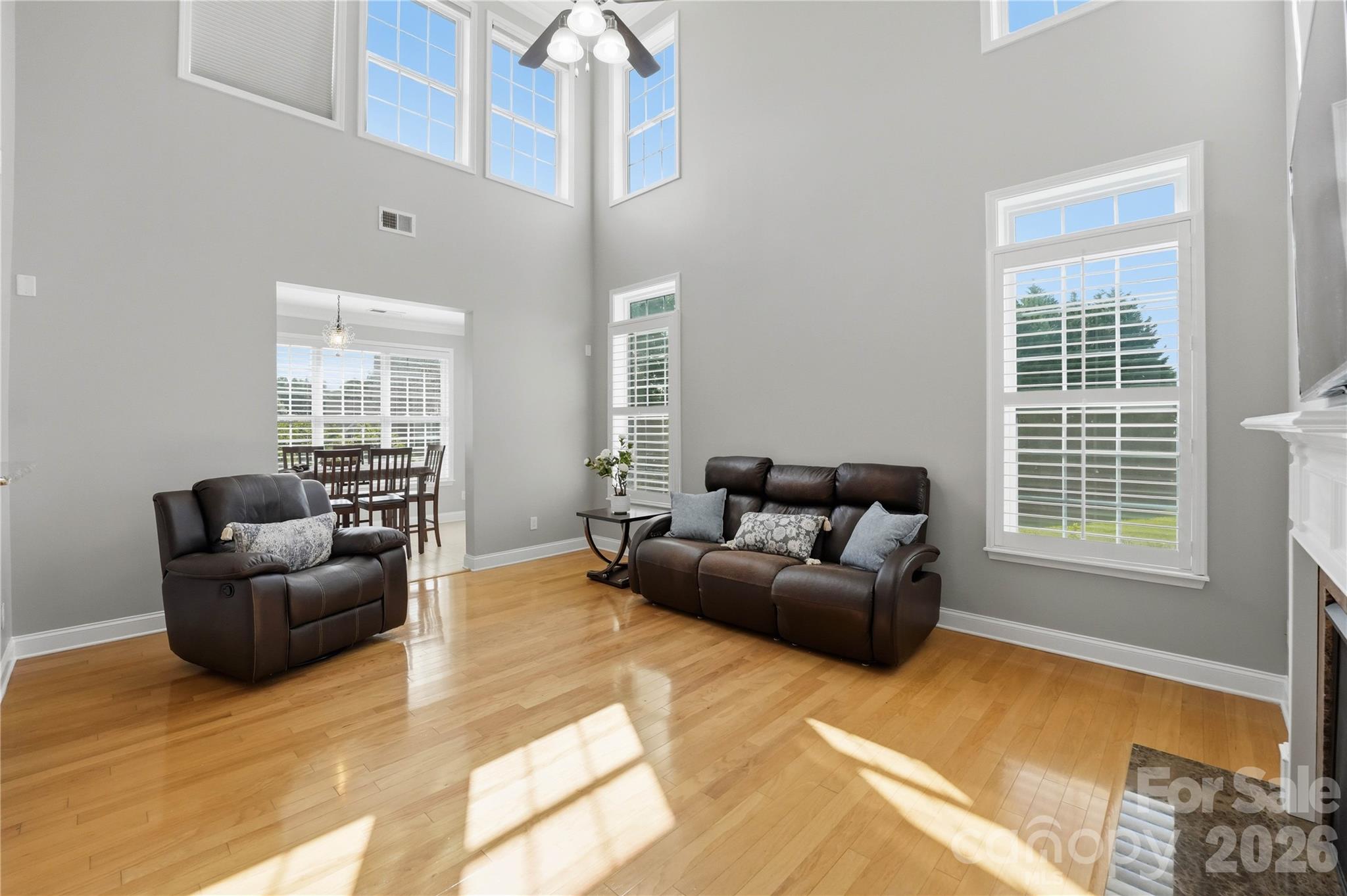 5068 Gladiola Way