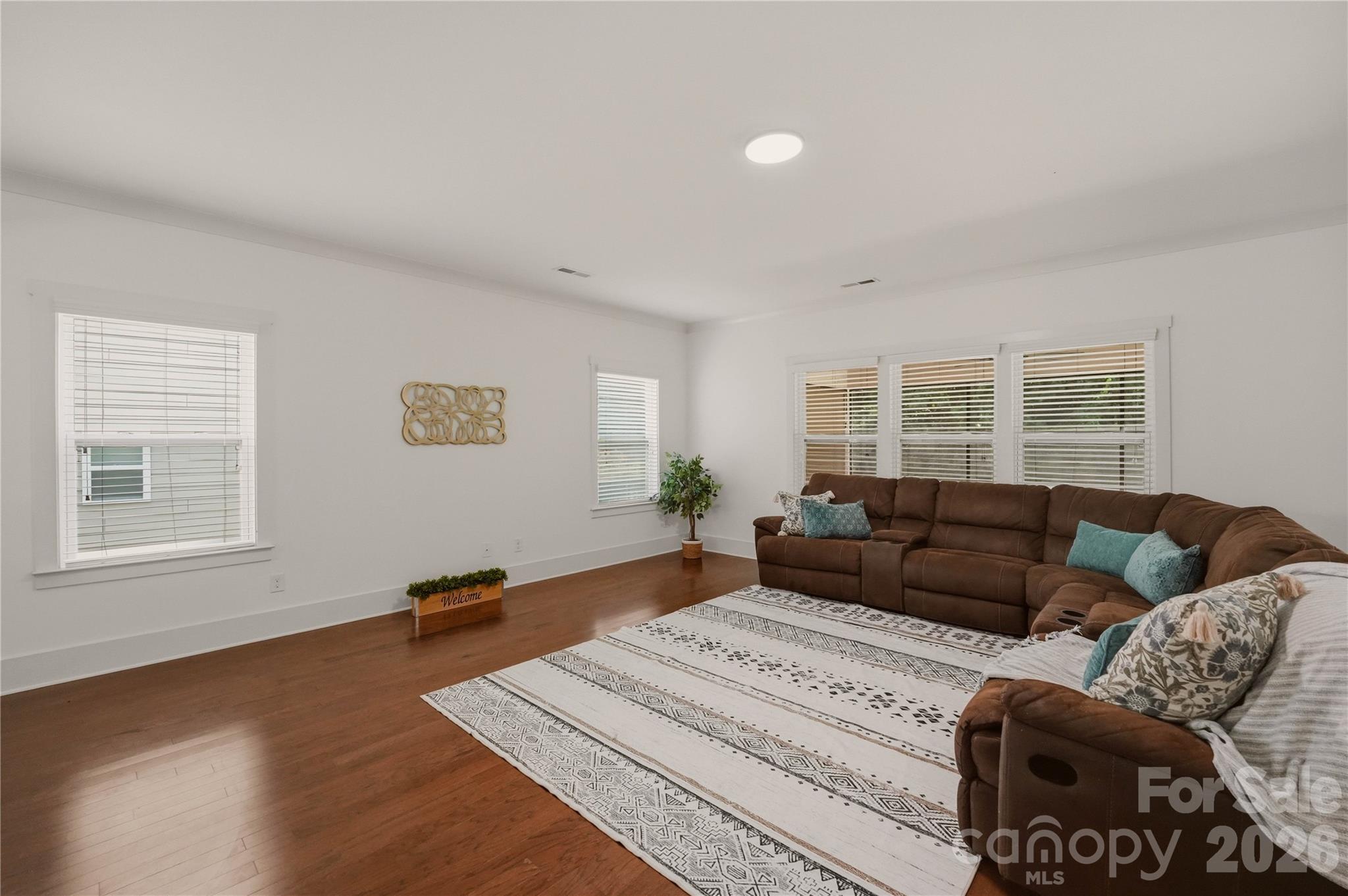 2207 Bluebell Way