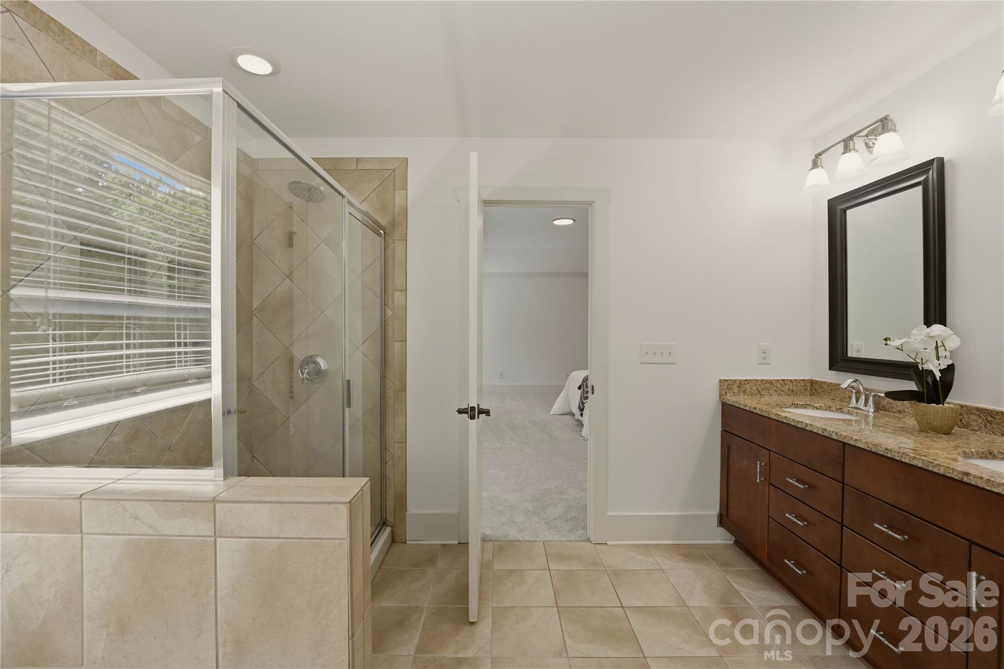 2207 Bluebell Way